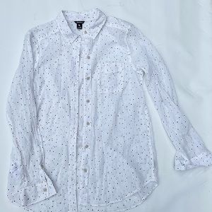Eddie Bauer Womens long sleeve button down blue and white top size M